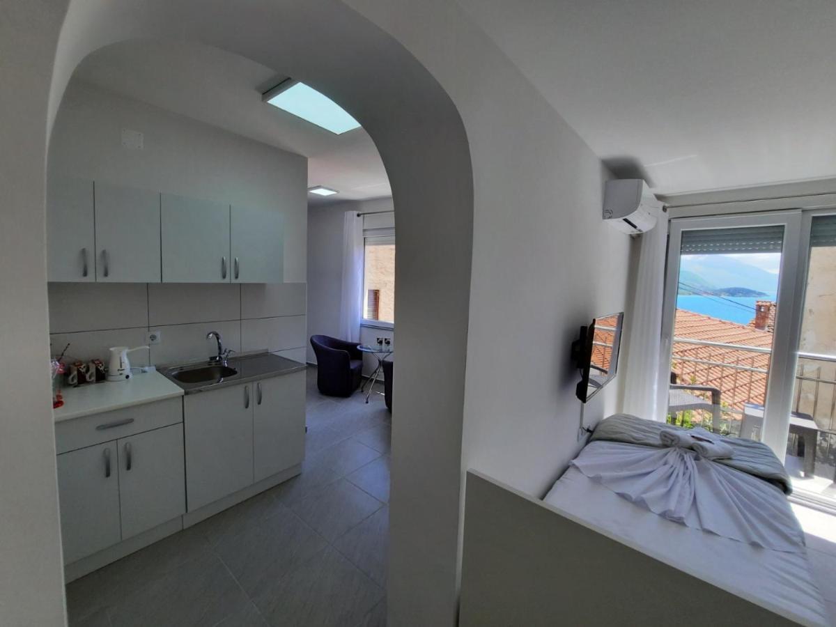 Redex Apartments Οχρίδα Εξωτερικό φωτογραφία