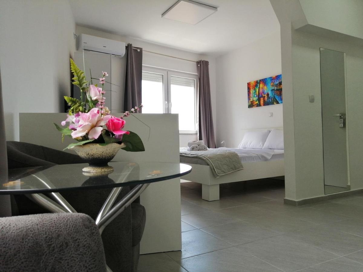 Redex Apartments Οχρίδα Εξωτερικό φωτογραφία